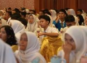 Utamakan Pendidikan, Amsakar-Li Claudia Hadirkan Beasiswa untuk Anak Batam