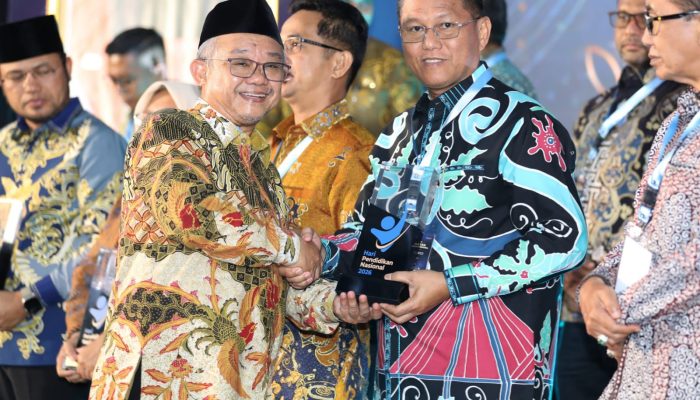 Kolaborasi SPMB dengan Sekolah Swasta Antar Batam Raih Penghargaan Nasional