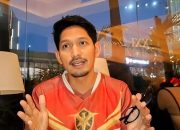 Momen unik Ibnu Jamil saat nonton langsung Piala Dunia 2026, syok ketemu penonton dandan unik pakai jersey timnas Indonesia