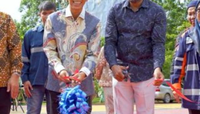 PT Wasco dan Mitra Percantik Fasilitas Olahraga di Dataran Engku Putri, Amsakar Ajak Dunia Usaha Terus Berkontribusi