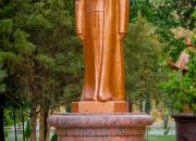 Raja Ali Haji di Taman Magtymgyly Pyragy, di Antara Pahlawan Literatur, Penyair dan Pemikir Dunia