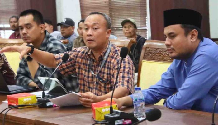 Komisi I DPRD Batam Gelar RDPU, Bahas Sengketa Lahan Warga KASIBA Mangsang dengan Perusahaan
