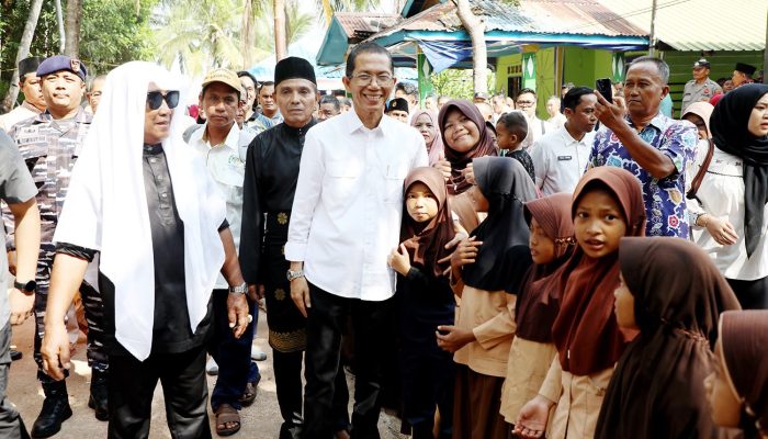 Amsakar Temui Warga Pulau Seraya, Aspirasi Air Bersih dan Pelabuhan Jadi Prioritas