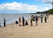 PT Timah Dukung Lomba Memancing di Pantai Batu Besar Karimun