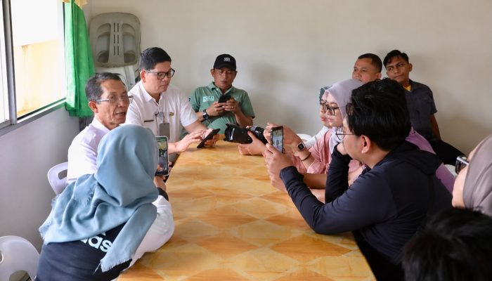 Luruskan Persepsi Publik, Amsakar Jelaskan Peran RT/RW dalam Optimalisasi Pendapatan Daerah