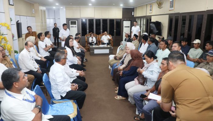 2. Wakil Kepala Batam Dengar Aspirasi Masyarakat Rempang – Galang: Pastikan Pembangunan Sekolah Rakyat Berorientasi Pengembangan Masa Depan Pendidikan