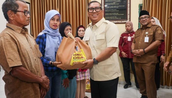 Pemprov Kepri Salurkan 500 Paket Sembako demi Kesejahteraan Sosial di Tanjungpinang