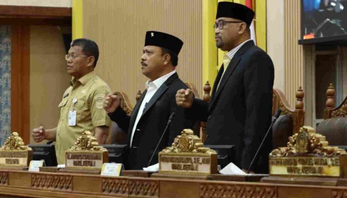 Gelar Paripurna, Fraksi-Fraksi DPRD Batam Sampaikan Pandangan Umum terhadap Ranperda Perubahan APBD 2026