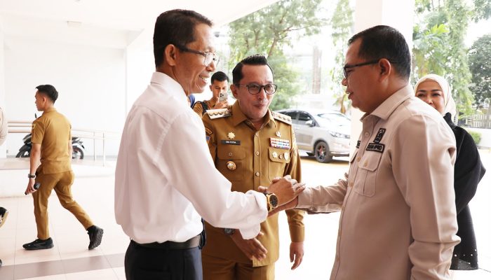 Bupati Tanah Datar Kunjungi Batam, Wali Kota Amsakar Bahas Investasi hingga Pariwisata