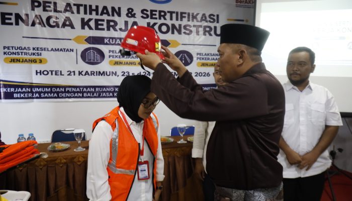 Wabup Karimun Buka Pelatihan Sertifikasi Tenaga Konstruksi