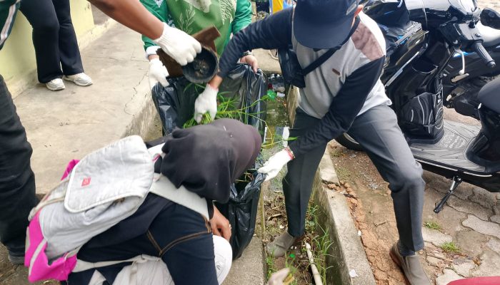 Dukung Penilaian Adipura, DKUPP Gelar Goro di Pasar Barek Motor