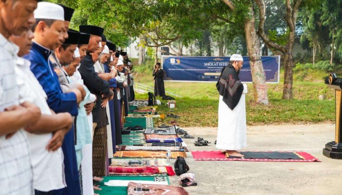 BP Batam Gelar Salat Istisqa Bersama Ratusan Warga di Waduk Nongsa